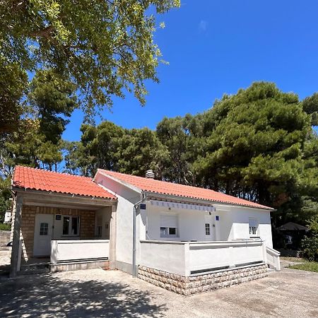 Ivaana Apartman Banjol Kültér fotó