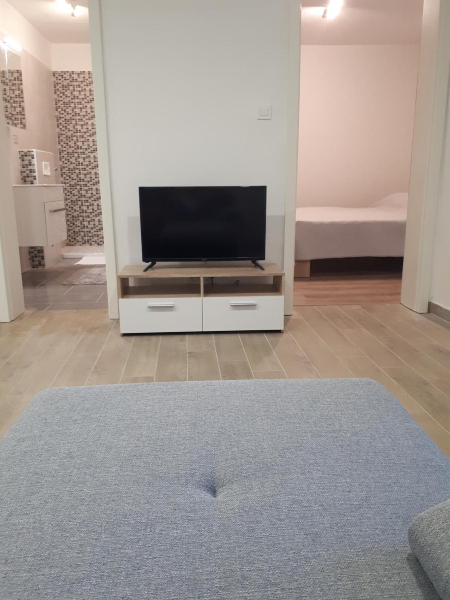 Ivaana Apartman Banjol Kültér fotó